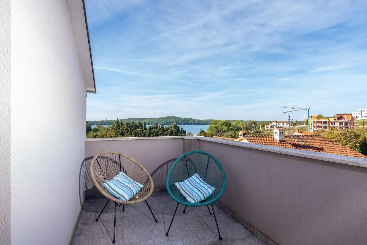 Apartment Medulin 2274A 0*,